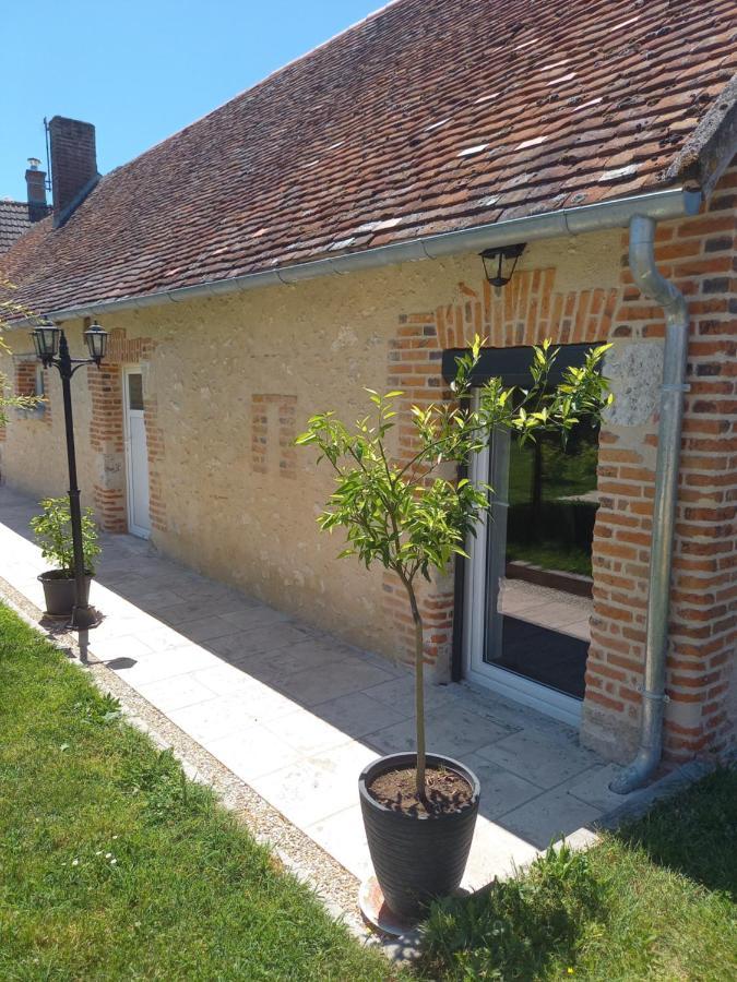 Logement Independant Tour-en-Sologne Zewnętrze zdjęcie