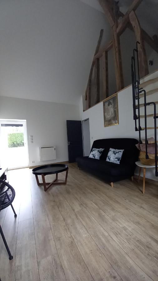 Logement Independant Tour-en-Sologne Zewnętrze zdjęcie
